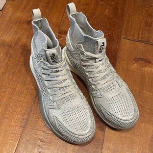 APL Women's Athletic Shoes in Light Gray
